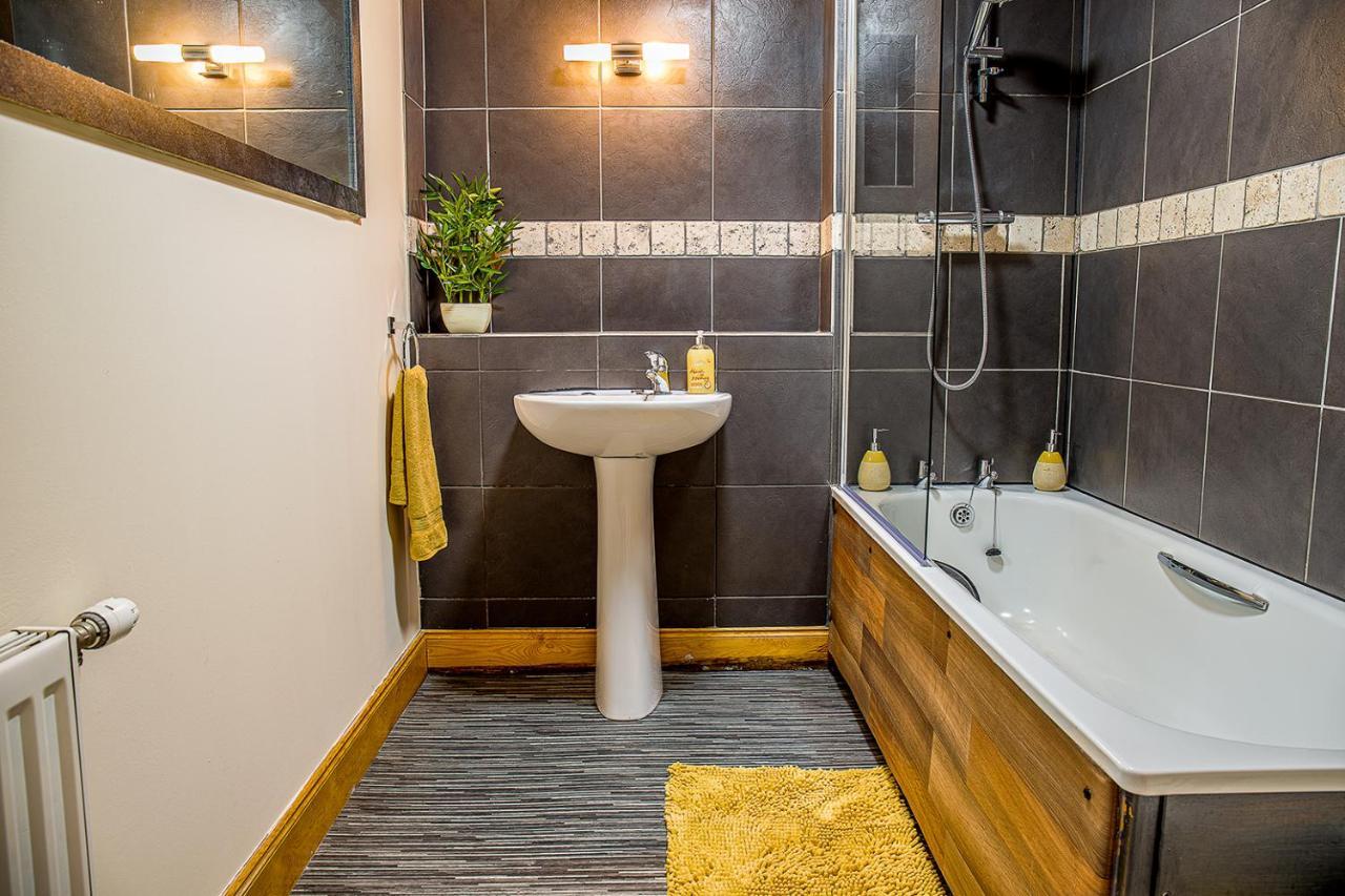 Caledonian 2 Bedroom Free Parking Inverness Dış mekan fotoğraf